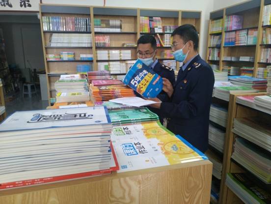 敦化市市場監(jiān)管局開展學生文化用品專項檢查，守護青少年健康成長